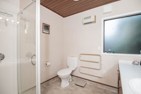 Photo of property in 11 Montrose Grove, Churton Park, Wellington, 6037