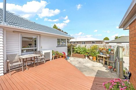 Photo of property in 91 Prestons Road, Redwood, Christchurch, 8051