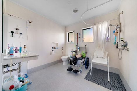 Photo of property in 1/3 Kelvin Road, Papakura, 2110