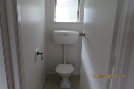 Photo of property in 382 West Coast Road, Glen Eden, Auckland, 0602