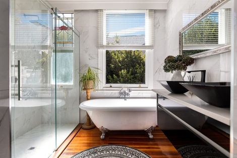 Photo of property in 22 Thornton Road, Cambridge, 3434