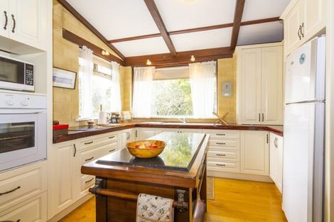 Photo of property in 280 Inland Road, Helensville, 0875