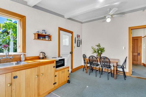 Photo of property in 17 Cambridge Road, Martinborough, 5711