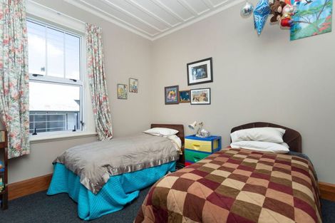 Photo of property in 21 Chamberlain Street, Dannevirke, 4930