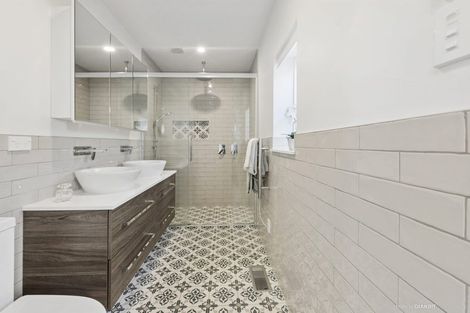 Photo of property in 129 Messines Road, Karori, Wellington, 6012