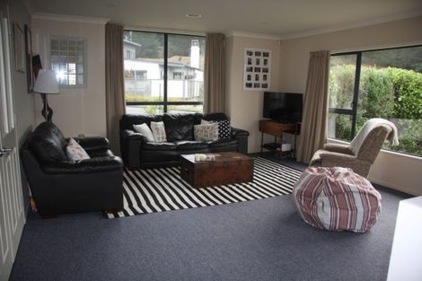 Photo of property in 40 Furlong Crescent, Churton Park, Wellington, 6037