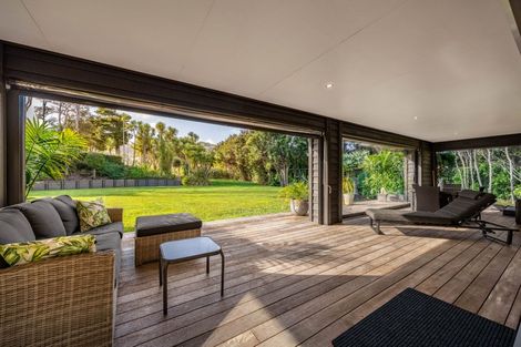 Photo of property in 875 Hibiscus Coast Highway, Waiwera, Orewa, 0994