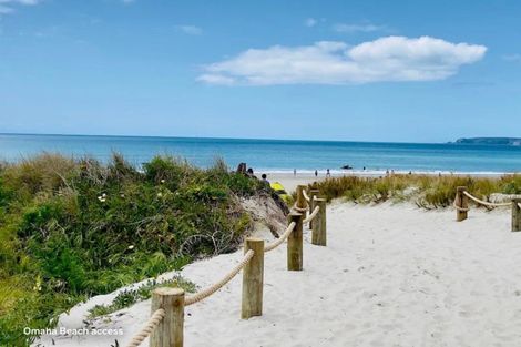 Photo of property in 130 Omaha Flats Road, Tawharanui Peninsula, Warkworth, 0986