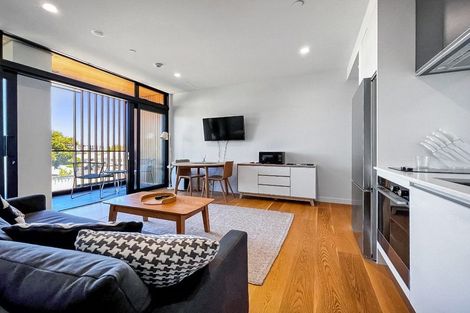 Photo of property in Frank Sargeson Apts, 108/80 Anzac Street, Takapuna, Auckland, 0622