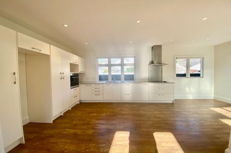 Photo of property in 28 Bowenvale Avenue, Cashmere, Christchurch, 8022