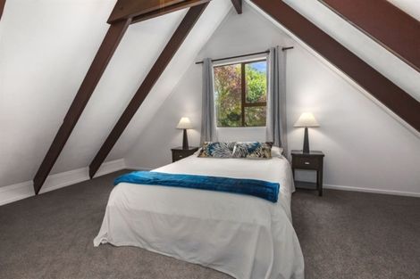 Photo of property in 9 Cleat Street, Whitby, Porirua, 5024