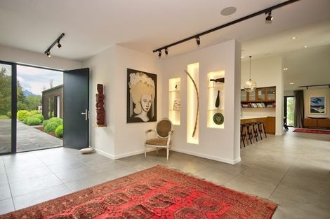 Photo of property in 27 Mooney Road, Speargrass Flat, Queenstown, 9371
