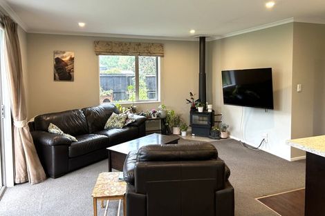 Photo of property in 10 Marble Court, Rolleston, 7614