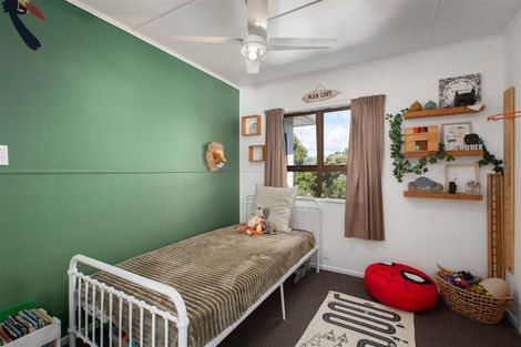 Photo of property in 72 The Crescent, Waihi Beach, 3611