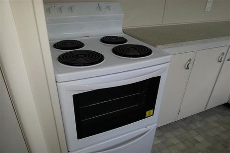 Photo of property in 211a Fox Street, Hamilton East, Hamilton, 3216