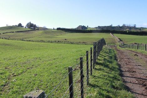 Photo of property in 873 Tariki Road South, Ratapiko, 4390