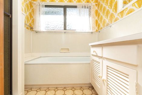 Photo of property in 8 Robyn Place, Dinsdale, Hamilton, 3204