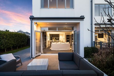 Photo of property in 66a Mansfield Avenue, St Albans, Christchurch, 8014