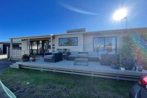 Photo of property in 88 Eversham Road, Mount Maunganui, 3116