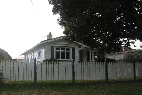 Photo of property in 15 Riverside Drive, Waiwhetu, Lower Hutt, 5010