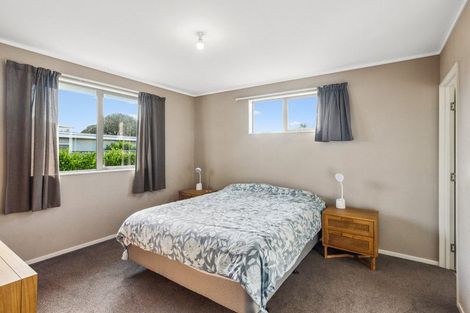 Photo of property in 7 Eruini Street, Waikanae Beach, Waikanae, 5036