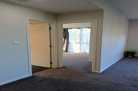 Photo of property in 24 Beros Place, Flat Bush, Auckland, 2016