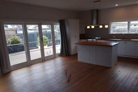 Photo of property in 4 Pannell Avenue, Wainoni, Christchurch, 8061