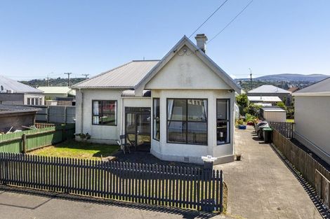 Photo of property in 30 Young Street, Saint Kilda, Dunedin, 9012