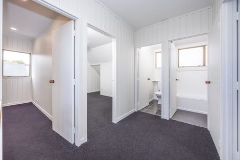 Photo of property in 50 Poaka Avenue, Dinsdale, Hamilton, 3204