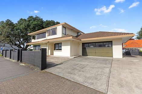 Photo of property in 2/182 Devonport Road, Tauranga, 3110