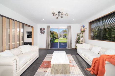 Photo of property in 24 Takaro Avenue, Sockburn, Christchurch, 8042