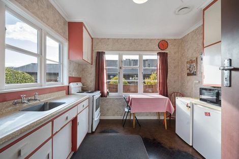 Photo of property in 33 East Street, Terrace End, Palmerston North, 4410