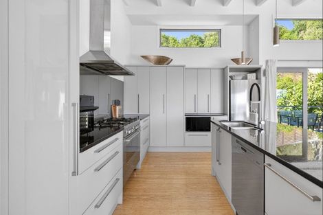 Photo of property in 28 Commodore Place, Britannia Heights, Nelson, 7010