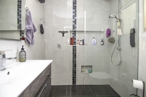 Photo of property in 119 Pacific Drive, Fitzherbert, Palmerston North, 4410