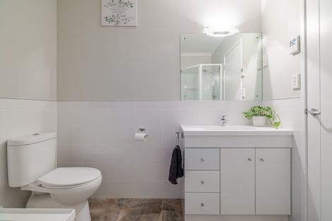 Photo of property in 19 Meridian Grove, Kelvin Grove, Palmerston North, 4414