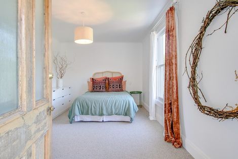 Photo of property in 8 Hooker Avenue, Hospital Hill, Napier, 4110