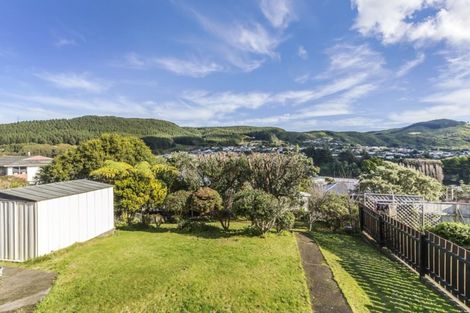 Photo of property in 78 Taylor Terrace, Tawa, Wellington, 5028