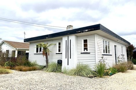 Photo of property in 276 Keyes Road, New Brighton, Christchurch, 8083