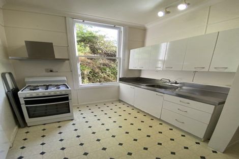 Photo of property in 183 Glenmore Street, Kelburn, Wellington, 6012