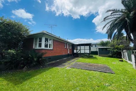 Photo of property in 75 La Trobe Street, Pakuranga Heights, Auckland, 2010