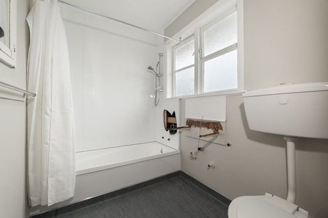 Photo of property in 8 Lyall Place, Bryndwr, Christchurch, 8053