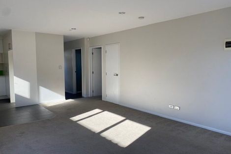 Photo of property in 131 Cascades Road, Pakuranga Heights, Auckland, 2010