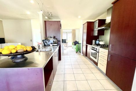 Photo of property in Marrakech Cafe, 74/305 Evans Bay Parade, Hataitai, Wellington, 6021