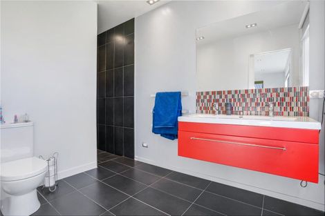 Photo of property in 48a Egerton Road, Winton, 9781