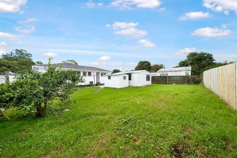 Photo of property in 24 Killington Crescent, Mangere, Auckland, 2022