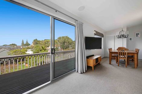Photo of property in 71 Mckenzie Avenue, Arkles Bay, Whangaparaoa, 0932