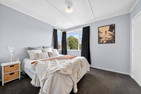 Photo of property in 26 Wavell Crescent, Lansdowne, Masterton, 5810