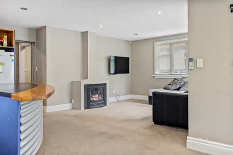 Photo of property in 100 Innes Road, St Albans, Christchurch, 8052