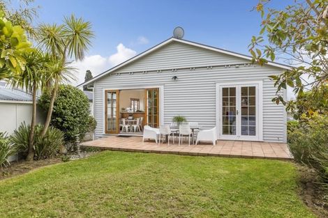 Photo of property in 80 Shackleton Road, Mount Eden, Auckland, 1024