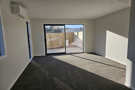 Photo of property in 15b Dimock Street, Titahi Bay, Porirua, 5022